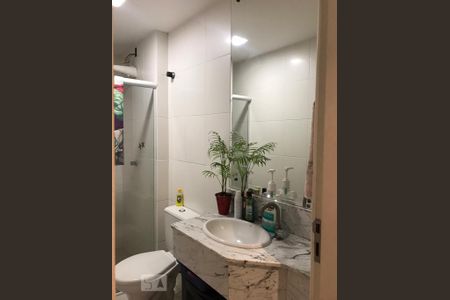 Studio para alugar com 38m², 1 quarto e 1 vaga Studio para alugar com 38m², 1 quarto e 1 vagaBanheiro