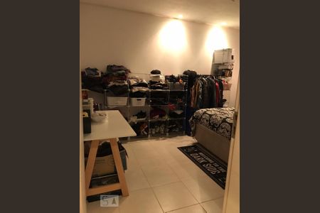 Studio para alugar com 38m², 1 quarto e 1 vaga Studio para alugar com 38m², 1 quarto e 1 vagaQuarto