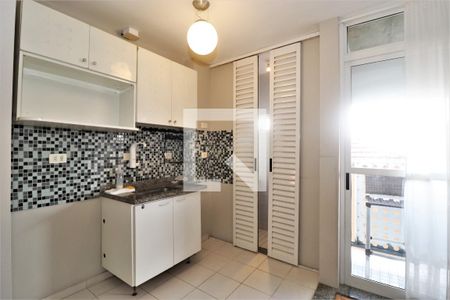 Apartamento à venda com 69m², 2 quartos e 1 vagaCozinha