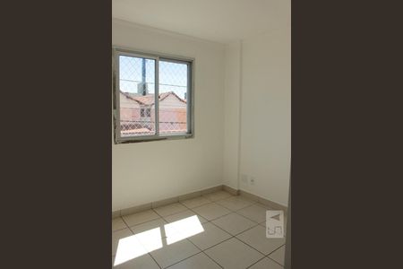 Apartamento para alugar com 2 quartos, 50m² em Heliópolis, Belo Horizonte