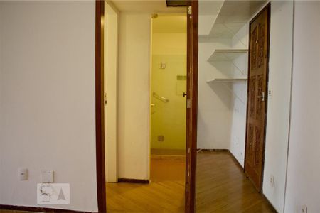 Apartamento à venda com 75m², 1 quarto e 1 vaga Apartamento à venda com 75m², 1 quarto e 1 vagaAcesso da Sala ao Quarto e Banheiro Social.