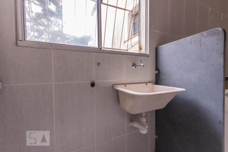 Área de Serviço de apartamento para alugar com 2 quartos, 50m² em Jaqueline, Belo Horizonte
