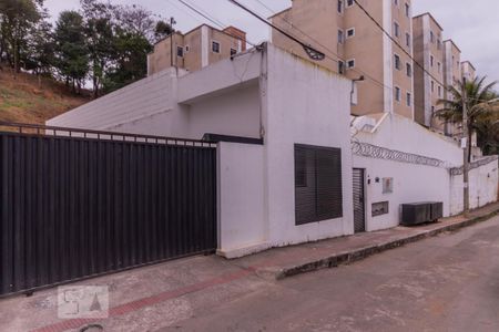 Fachada de apartamento para alugar com 2 quartos, 50m² em Jaqueline, Belo Horizonte