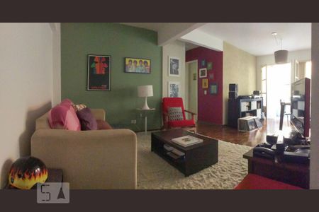 Apartamento para alugar com 77m², 2 quartos e 1 vaga Apartamento para alugar com 77m², 2 quartos e 1 vagaSala