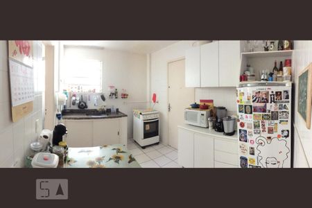 Apartamento para alugar com 77m², 2 quartos e 1 vaga Apartamento para alugar com 77m², 2 quartos e 1 vagaCozinha