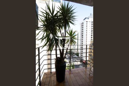 Varanda da sala  de apartamento para alugar com 1 quarto, 45m² em Cerqueira César, São Paulo
