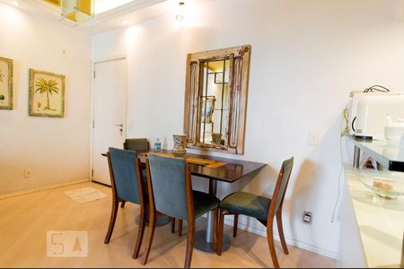 Detalhe Sala de apartamento para alugar com 2 quartos, 70m² em Santa Cecília, São Paulo