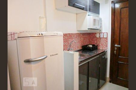 Cozinha de apartamento para alugar com 1 quarto, 33m² em Campos Elíseos, São Paulo