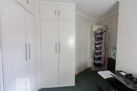 Quarto 03 de apartamento para alugar com 3 quartos, 95m² em Vila Ipojuca, São Paulo