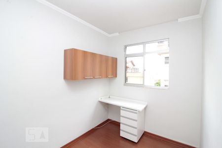 Quarto 1 de apartamento para alugar com 2 quartos, 70m² em União, Belo Horizonte