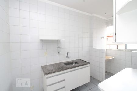 Cozinha de apartamento para alugar com 2 quartos, 70m² em União, Belo Horizonte