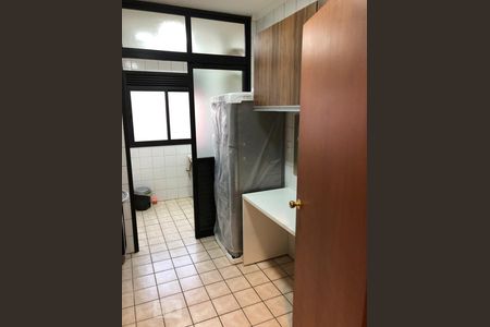 Cozinha de apartamento à venda com 2 quartos, 61m² em Vila Andrade, São Paulo