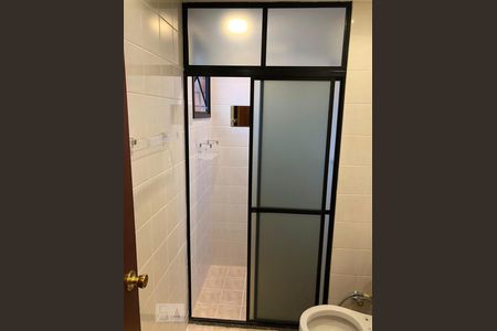 Banheiro de apartamento à venda com 2 quartos, 61m² em Vila Andrade, São Paulo