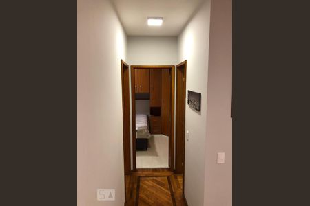 Corredor de apartamento à venda com 2 quartos, 61m² em Vila Andrade, São Paulo
