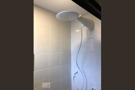 Detalhe chuveiro de apartamento à venda com 2 quartos, 61m² em Vila Andrade, São Paulo