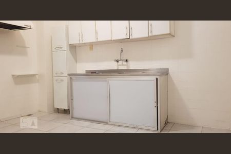 Apartamento à venda com 130m², 3 quartos e sem vaga Apartamento à venda com 130m², 3 quartos e sem vagaCozinha