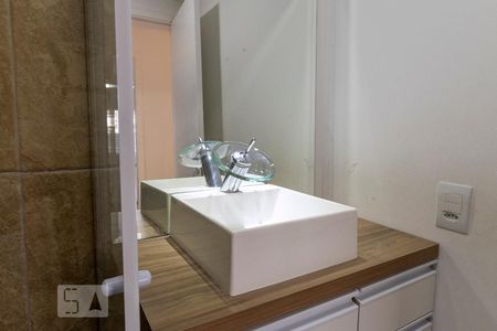 Apartamento à venda com 118m², 2 quartos e 2 vagasBanheiro