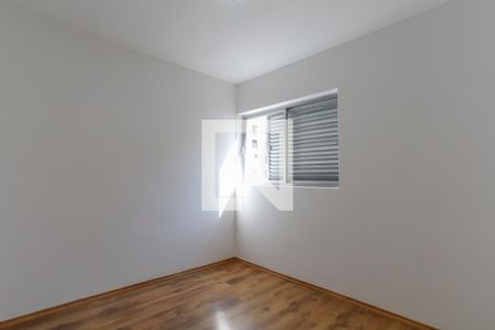 Apartamento à venda com 107m², 3 quartos e 1 vagaQuarto 2