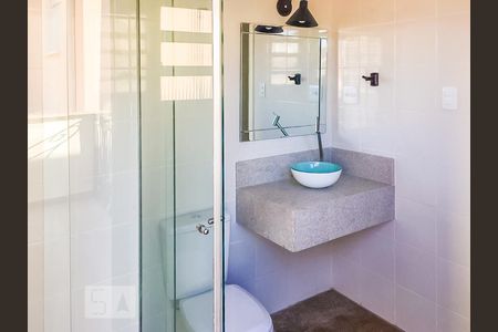 Banheiro de casa para alugar com 3 quartos, 150m² em Vila Mariana, São Paulo