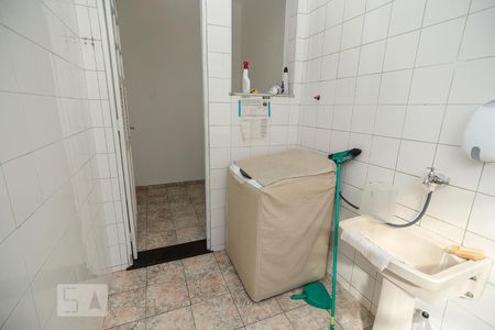 Apartamento para alugar com 80m², 2 quartos e 1 vagaÁrea de Serviço