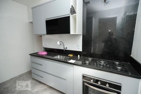 Apartamento para alugar com 80m², 2 quartos e 1 vagaCozinha