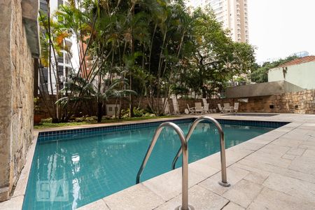 Apartamento à venda com 150m², 4 quartos e 3 vagas Apartamento à venda com 150m², 4 quartos e 3 vagasPiscina
