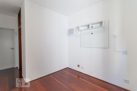 Apartamento à venda com 150m², 4 quartos e 3 vagas Apartamento à venda com 150m², 4 quartos e 3 vagasSuíte máster