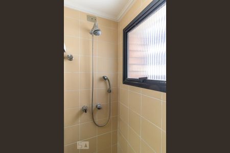 Apartamento à venda com 150m², 4 quartos e 3 vagas Apartamento à venda com 150m², 4 quartos e 3 vagasBanheiro da suíte 1