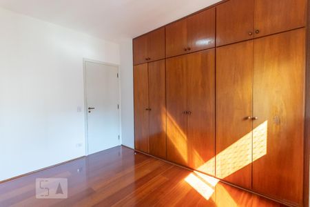 Apartamento à venda com 150m², 4 quartos e 3 vagas Apartamento à venda com 150m², 4 quartos e 3 vagasQuarto 1