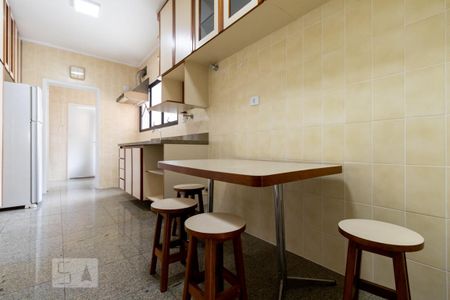 Cozinha de apartamento à venda com 4 quartos, 150m² em Paraíso, São Paulo