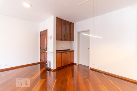 Apartamento à venda com 150m², 4 quartos e 3 vagas Apartamento à venda com 150m², 4 quartos e 3 vagasSala