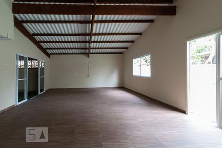 Casa à venda com 350m², 7 quartos e sem vaga Casa à venda com 350m², 7 quartos e sem vagaSalão