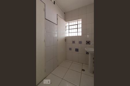 Casa à venda com 350m², 7 quartos e sem vaga Casa à venda com 350m², 7 quartos e sem vagaBanheiro 1