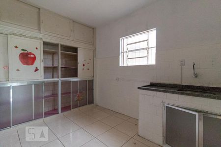 Casa à venda com 350m², 7 quartos e sem vaga Casa à venda com 350m², 7 quartos e sem vagaCozinha