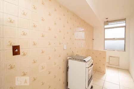 Cozinha de apartamento para alugar com 2 quartos, 70m² em Cristal, Porto Alegre