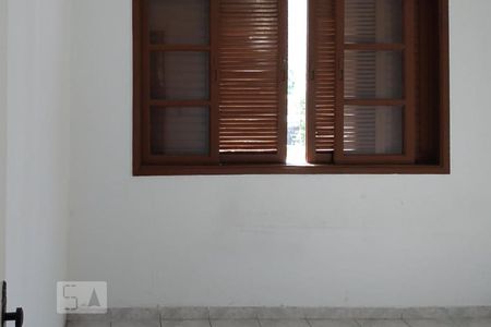 Quarto 1 de apartamento para alugar com 2 quartos, 45m² em Vila Guarani (z Sul), São Paulo
