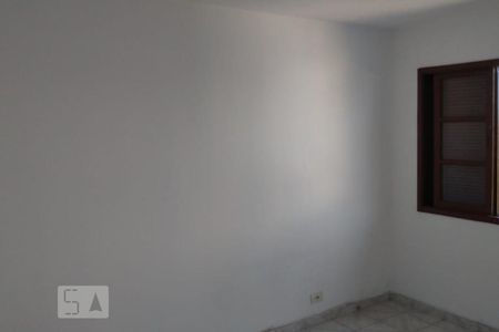 Quarto 1 de apartamento para alugar com 2 quartos, 45m² em Vila Guarani (z Sul), São Paulo