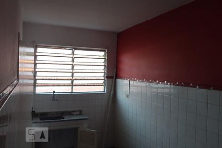 Cozinha de apartamento para alugar com 2 quartos, 45m² em Vila Guarani (z Sul), São Paulo