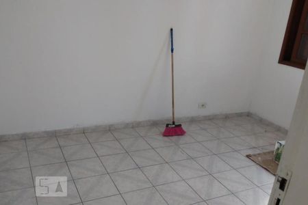 Quarto 2 de apartamento para alugar com 2 quartos, 45m² em Vila Guarani (z Sul), São Paulo