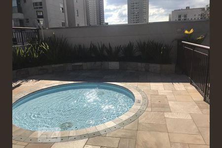 Apartamento para alugar com 49m², 2 quartos e 1 vagaPiscina