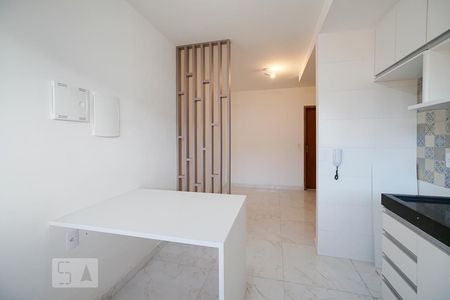 Cozinha de apartamento para alugar com 1 quarto, 35m² em Vila Esperança, São Paulo