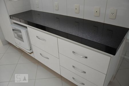 Apartamento para alugar com 110m², 3 quartos e 1 vaga Apartamento para alugar com 110m², 3 quartos e 1 vagaCozinha