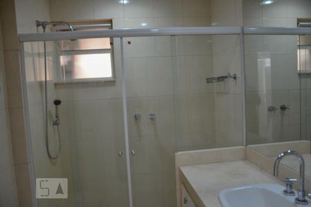 Apartamento para alugar com 110m², 3 quartos e 1 vaga Apartamento para alugar com 110m², 3 quartos e 1 vagaBanheiro Social