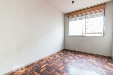 Dormitório 2 de apartamento à venda com 3 quartos, 76m² em Sarandi, Porto Alegre