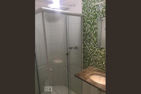 Banheiro da suíte de apartamento para alugar com 2 quartos, 51m² em Jardim Nova Europa, Campinas