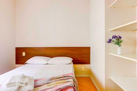 Apartamento para alugar com 300m², 4 quartos e 2 vagas Apartamento para alugar com 300m², 4 quartos e 2 vagasSuite 4