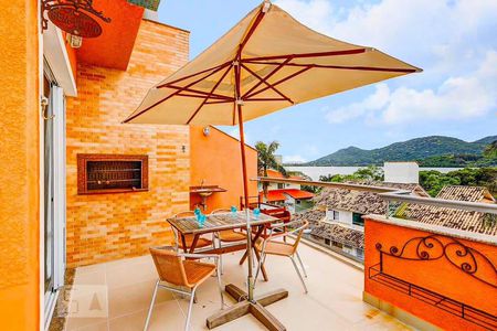 Apartamento para alugar com 300m², 4 quartos e 2 vagas Apartamento para alugar com 300m², 4 quartos e 2 vagasChurrasqueira 2