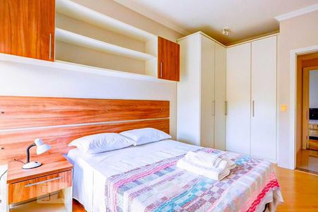 Apartamento para alugar com 300m², 4 quartos e 2 vagas Apartamento para alugar com 300m², 4 quartos e 2 vagasSuite 3 - Armarios