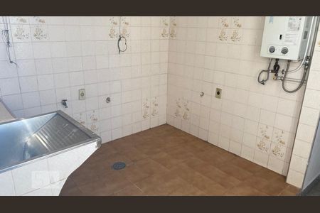 Casa para alugar com 300m², 4 quartos e 4 vagasLavanderia