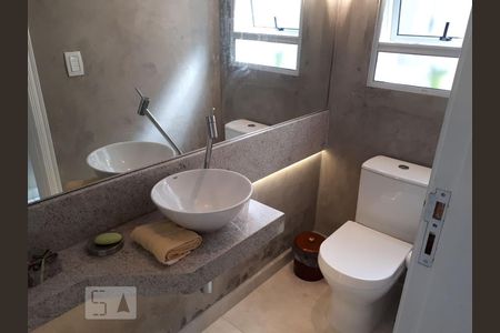 Casa à venda com 220m², 4 quartos e 3 vagas Casa à venda com 220m², 4 quartos e 3 vagasLavabo